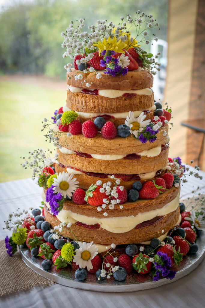 Divine Wedding Cakes - Wedding Cakes in Devon &amp; Cornwall - Divine Wedding  Cakes